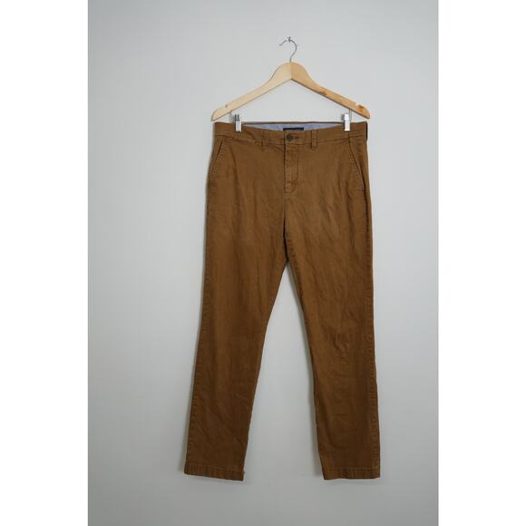 Tommy Hilfiger 33/32 Khaki Pant - Picture 1 of 5